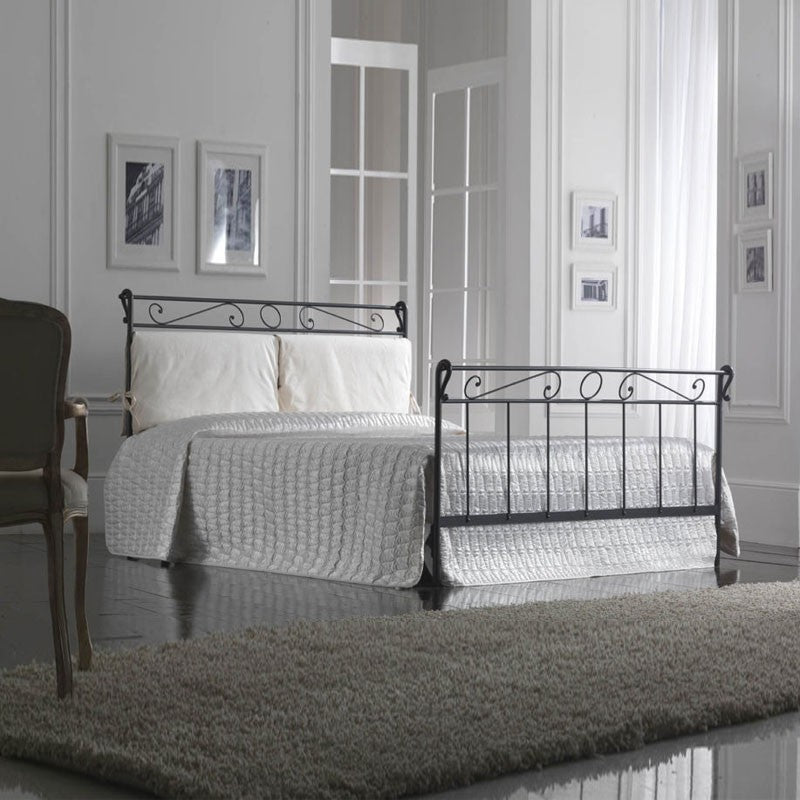 Letto in ferro una piaza e mezza con pediera Nero LEONARDO 130x218x h118 cm